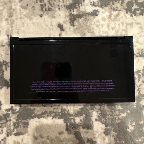 Urban Decay Electric Palette - Picture 5 of 6